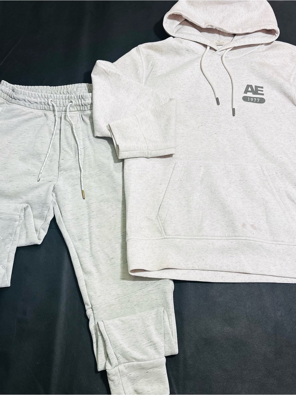 American Eagle Men’s Heather Grey Sweat Set, Hoodie & Joggers Size Small